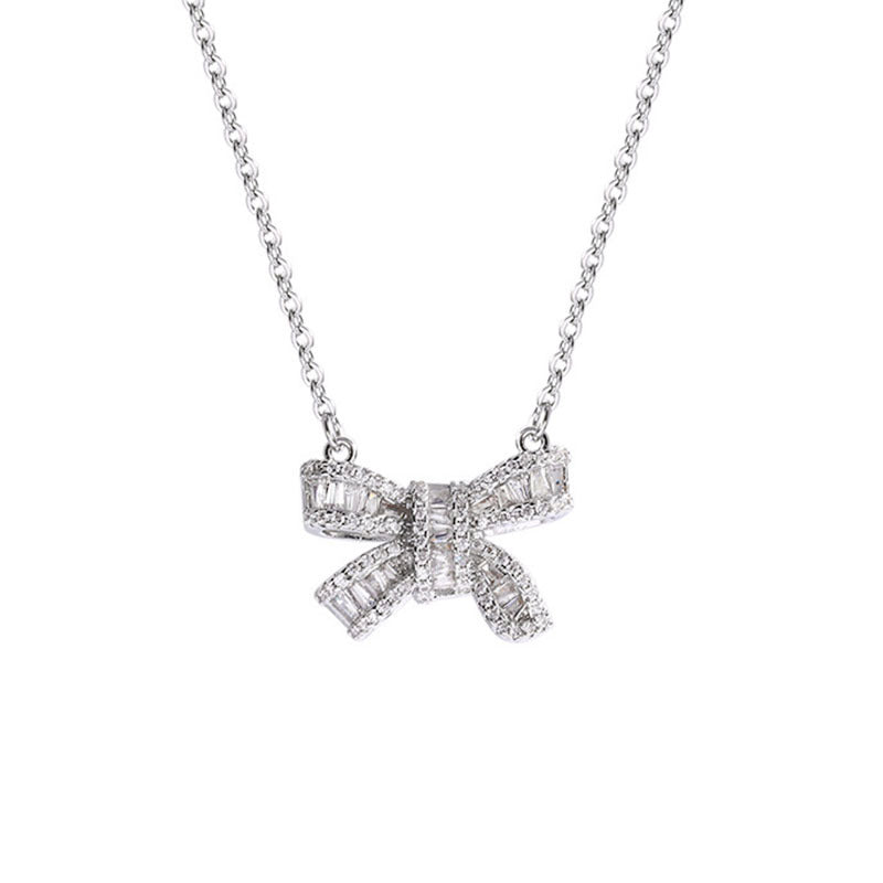 The Bow Necklace