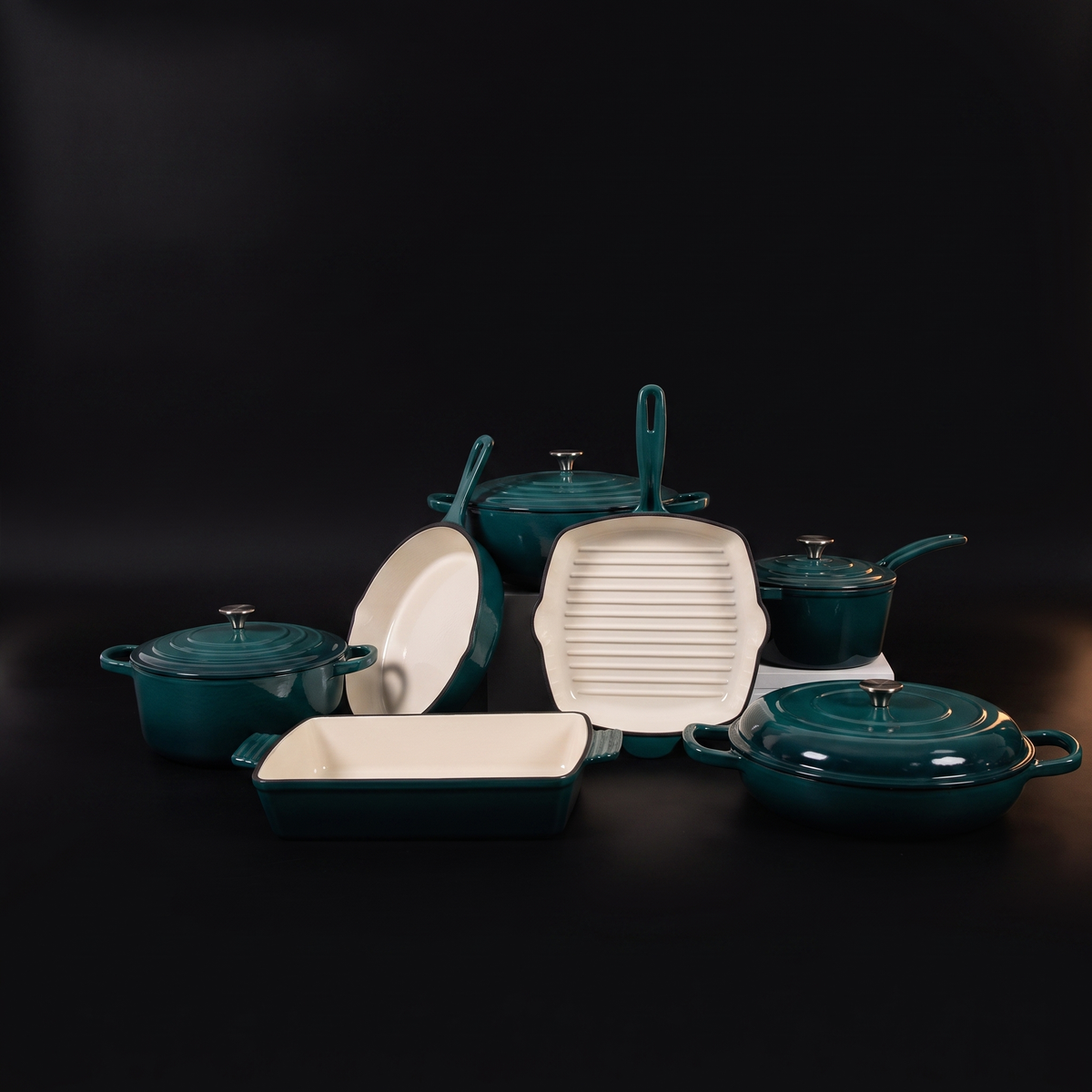 The Foundry Set in Forest Green