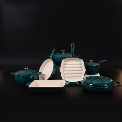 The Foundry Set in Forest Green