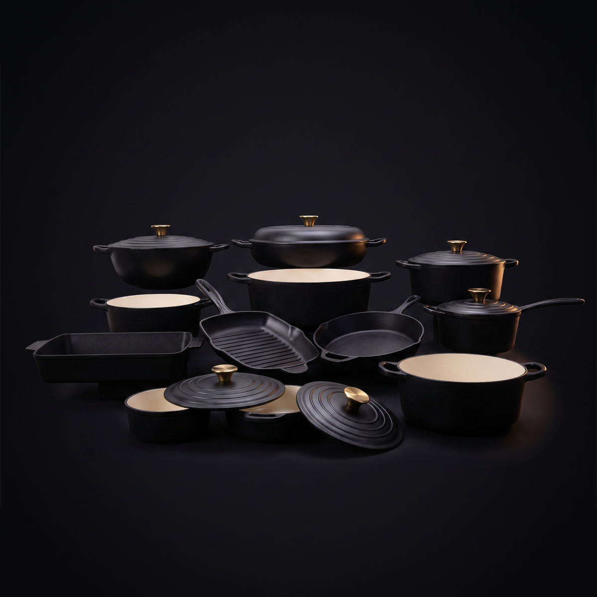 The Foundry Set in Noir